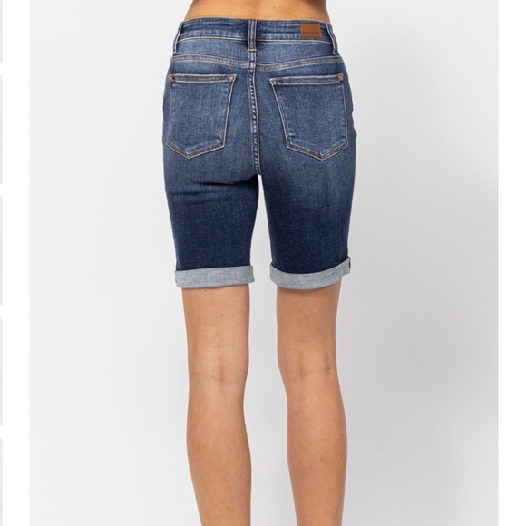 JUDY BLUE HI-RISE CUFFED BERMUDA SHORTS - Picture 5 of 5